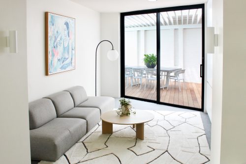 Periscope, Hamptons East-12