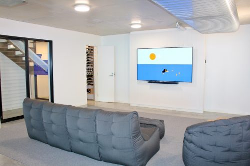 Periscope, Hamptons East-21