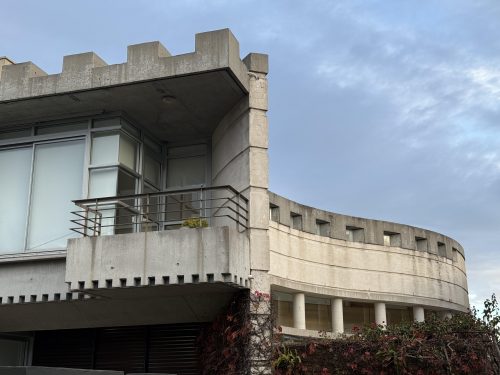 ARES FACADE8