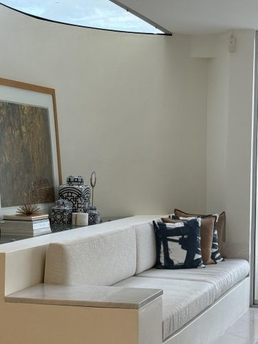ARES LIVING8