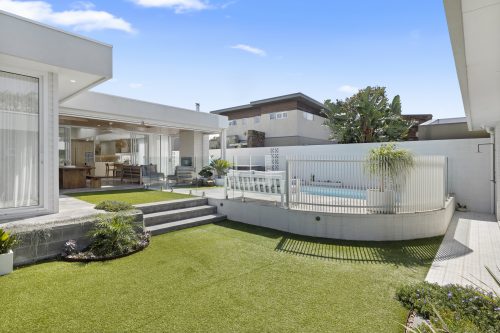 backyard garden established