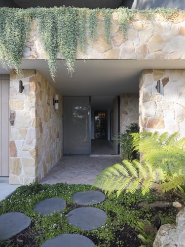 Cloudbreak, Castlecrag 30