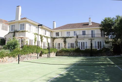 facade backyard