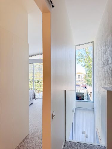 Perspective, Armadale 23