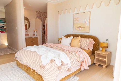 Callie, Tugun 80