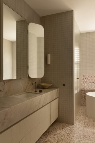 Dalla Luce, Elsternwick-16