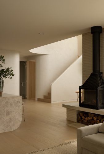 Dalla Luce, Elsternwick-32
