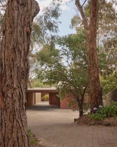 facade driveway