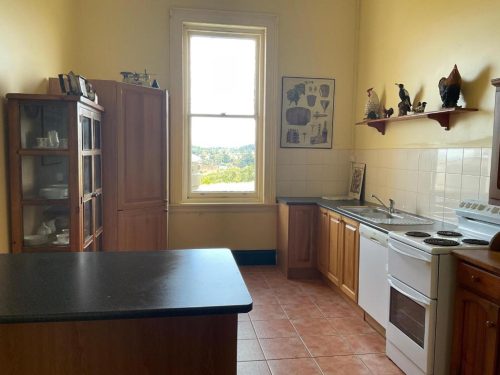 kitchen laundry