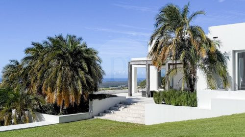 VILLA PALMAS - website banner image
