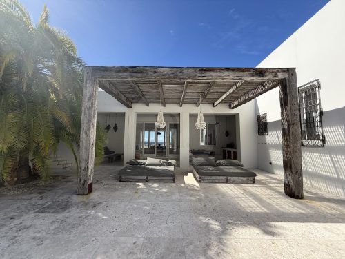 VILLAS PALMAS POOL AREA8