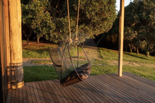 Damia, Byron Bay NEW 10