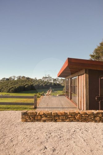 Damia, Byron Bay