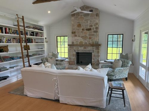 Hawkstone Lake House 9