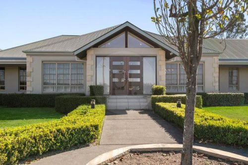 Limestone, North Richmond - 11