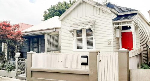 Greenbank, Leichhardt-01