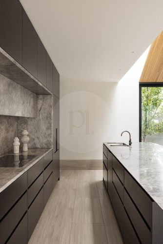 Olivine, Brighton 6