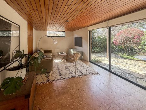 Sequoia, Willoughby East 22