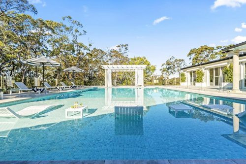 Chateau Blanca, Dural 29
