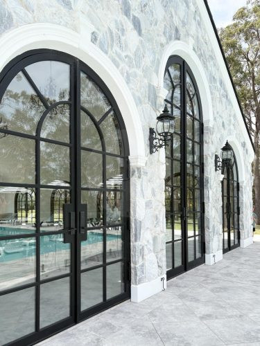 Chateau Blanca, Dural-68
