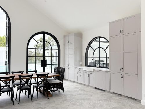 Chateau Blanca, Dural-76