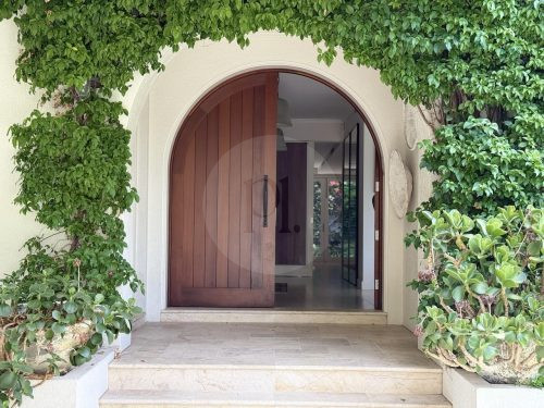 IRIS22 FRONT DOOR