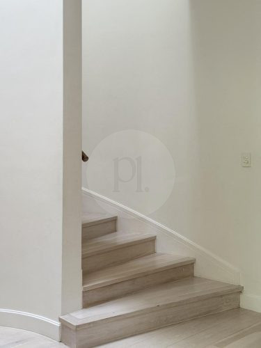 IRIS46 STAIRS