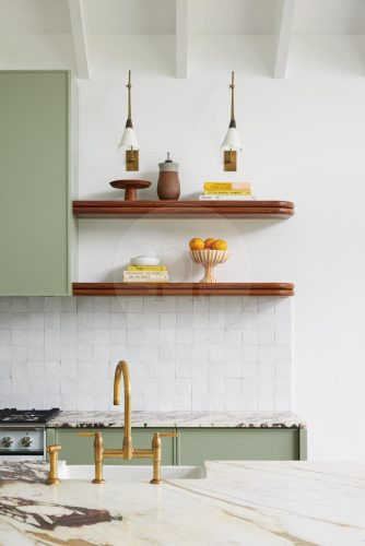 Peridot Home, Botany