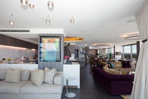 Amara Amore, Bondi-20