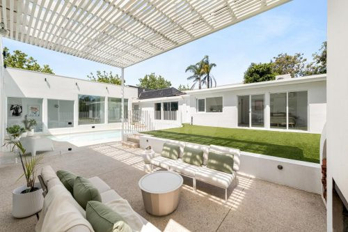 Cambre, Ivanhoe East-17