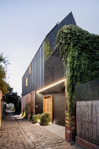 facade garage driveway