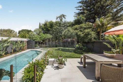 outdoor area garden established