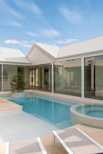 Court Side, Mornington 12