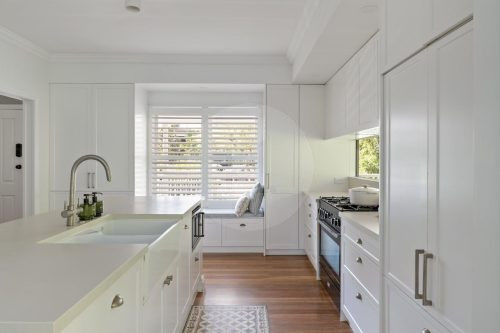 Halcyon House, Bardon 18