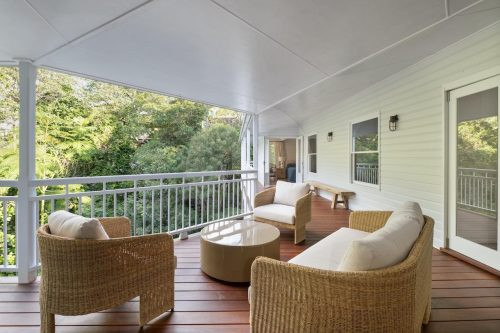 Halcyon House, Bardon 28