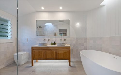 Halcyon House, Bardon 33