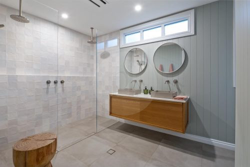 Halcyon House, Bardon 37
