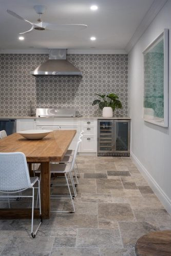 Halcyon House, Bardon 59