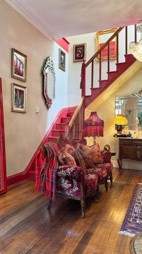 Hollywood Glamour, Collingwood - Staircase - 1