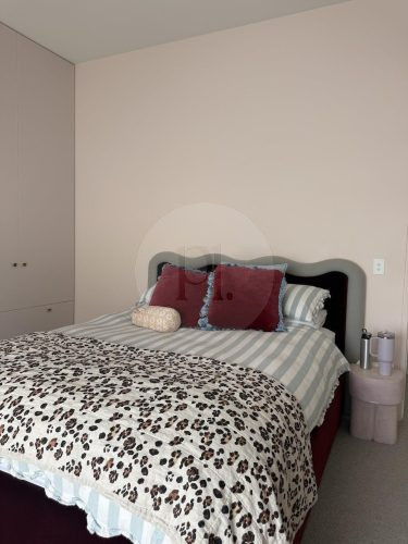 STORM FRONT CHIDRENS BEDROOMS AND BATHROOM9