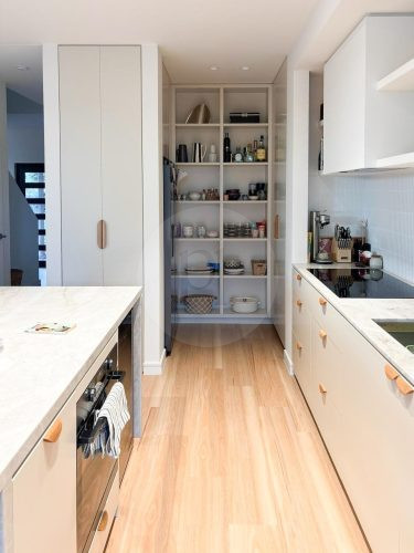 Addison Avenue, Chifley-7