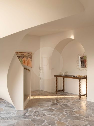 Villa Alcyone, Eleanora11