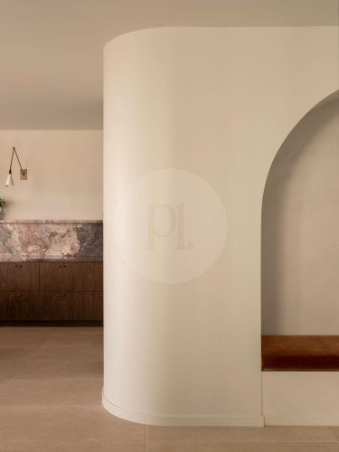 Villa Alcyone, Eleanora15