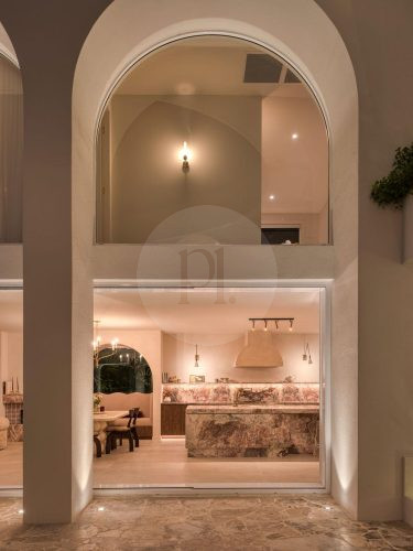 Villa Alcyone, Eleanora20