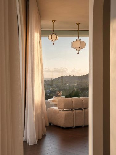 Villa Alcyone, Eleanora37