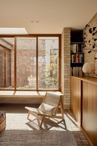 A Stone's Throw, Northcote 11