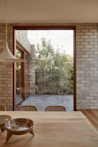 A Stone's Throw, Northcote 5