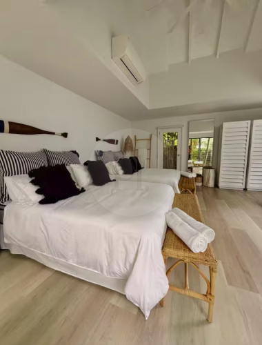 Barefoot Oasis, Bundeena 11