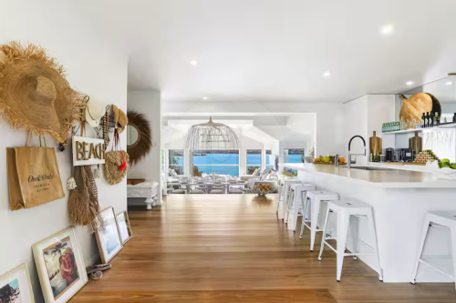 Barefoot Oasis, Bundeena 83