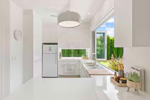 Lucent Cove, Berrowra1